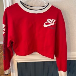 Nike reversible cropped sweater